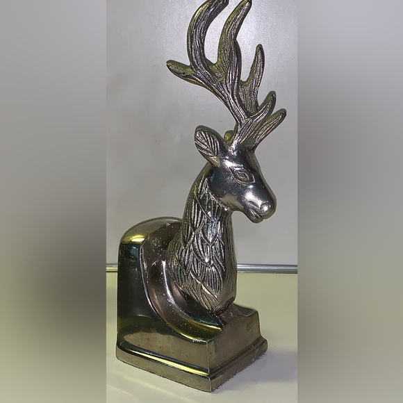 Vintage Silver Tone Buck Stag Antlered Deer Figurine Statuette Paperweight - Picture 1 of 16